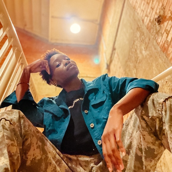 Sold - Picture 2 of 9